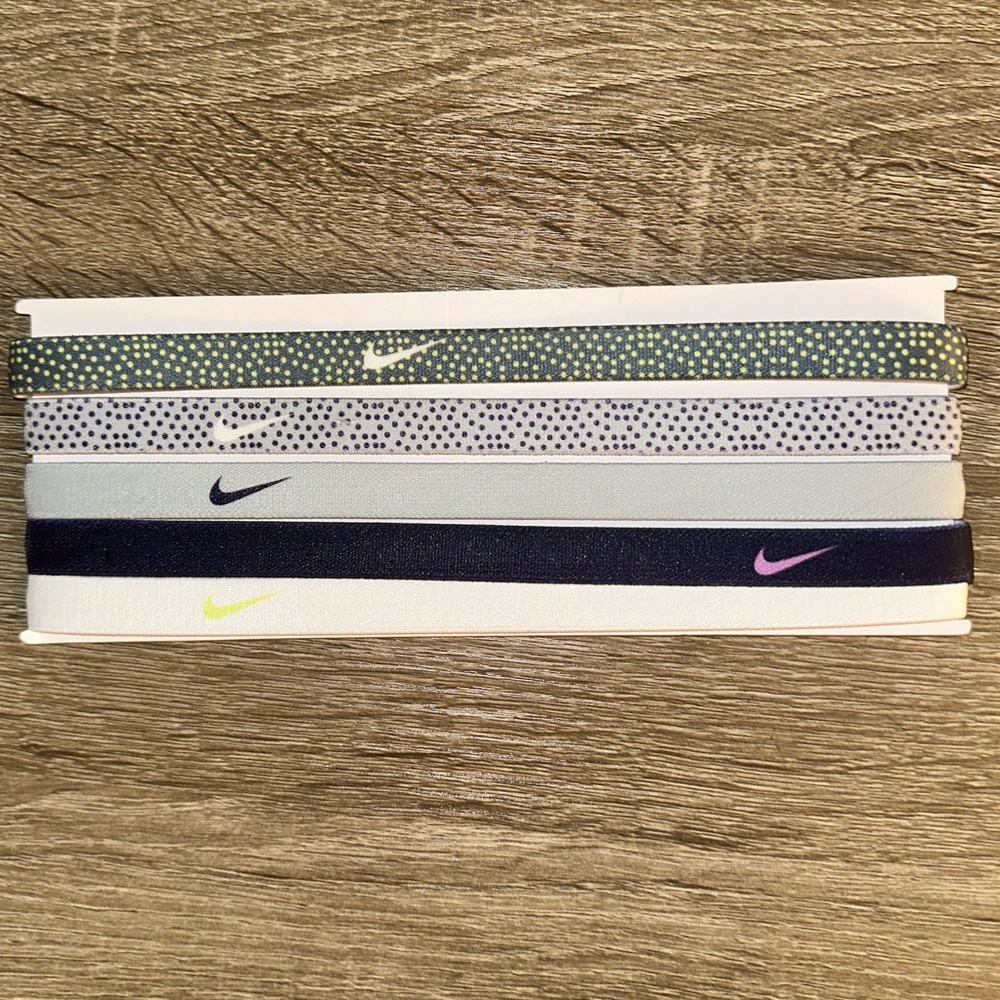 Nike Women’s Headbands x 5